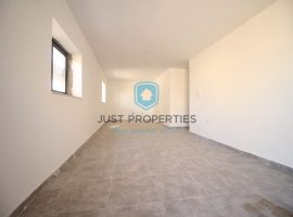 QAWRA - Ground floor apartment with surrounding yard - For Sale