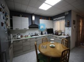 BUGIBBA -  Furnished three bedroom apartment close to all amenities - For Sale