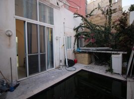 ST VENERA - Converted Palazzo with back yard and splash pool - For Sale