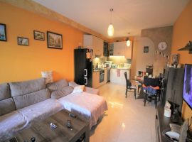 QAWRA - Furnished three bedroom maisonette with back yard - For Sale