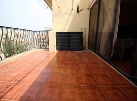 QAWRA - Top floor apartment with spacious terrace - For Sale