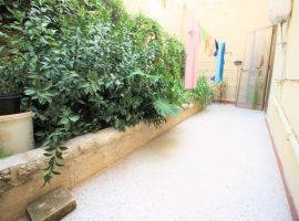 MOSTA - Centrally located Terraced House with front and back yard - For Sale
