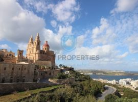 MELLIEHA - Wide fronted bright Penthouse enjoying open views - For Sale