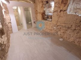 RABAT - Located in a quiet location maisonette spread on four floors - For Sale