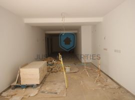 QAWRA- SPACIOUS DUPLEX MAISONETTE WITH TWO BEDROOMS AND OUTDOORS SPACE
