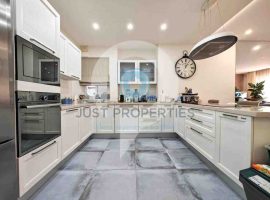 MANIKATA - THREE-BEDROOM FULLY FURNISHED ELEVATED MAISONETTE WITH GARAGE FOR SALE