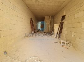 ST PAULS BAY- SPACIOUS ONE BEDROOM APARTMNET WITH BALCONIES FOR-SALE