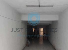 ST PAUL'S BAY - STREET LEVEL FIVE-CAR GARAGE - FOR SALE