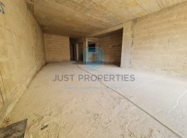 BALZAN-SUPER-SIZED THREE BEDROOM MAISONETTE 207SQM FOR-SALE