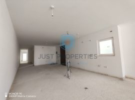 QAWRA-SUPER-SIZED THREE BEDROOM PENTHOUSE FOR-SALE
