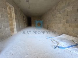 SLIEMA- SPACIOUS TWO BEDROOM APARTMENT WITH TERRACE ABD SIDE SEAVIEWS FOR-SALE