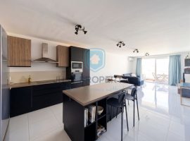 ST PAULS BAY-MODERN THREE BEDROOM APARTMENT WITH TERRACE FOR-SALE